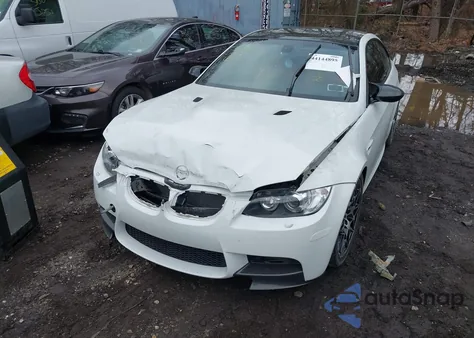 2011 BMW M3 z USA, uszkodzony, nr VIN WBSKG9C58BE645879